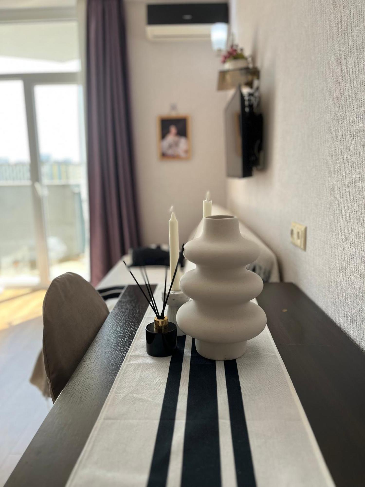 Sea Towers Lux 17-05 Apartment Батуми Екстериор снимка