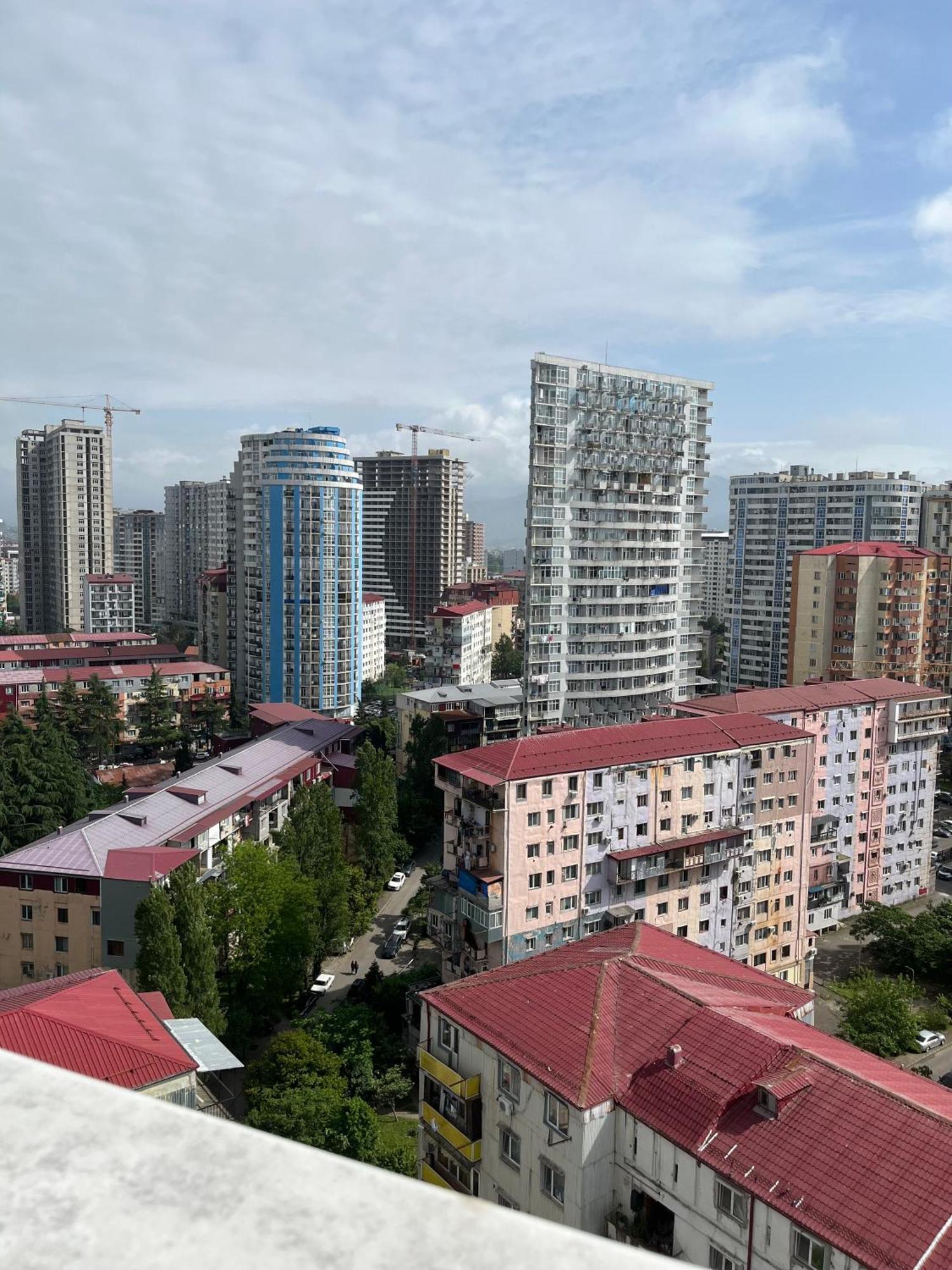 Sea Towers Lux 17-05 Apartment Батуми Екстериор снимка