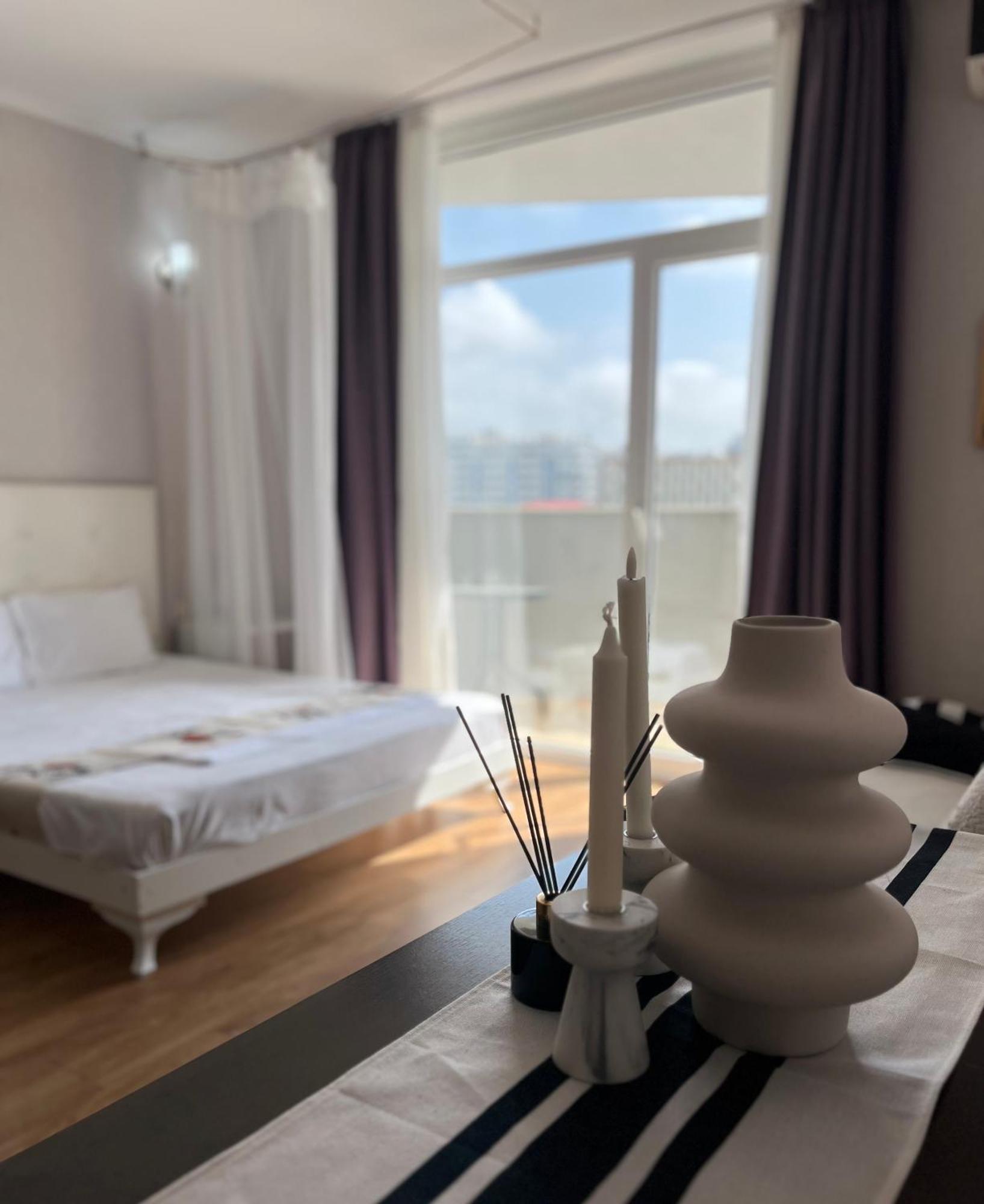 Sea Towers Lux 17-05 Apartment Батуми Екстериор снимка